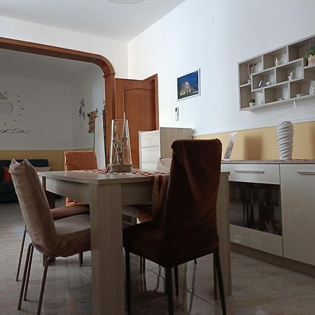 Casa Vacanze Campi Salentina Luaran gambar
