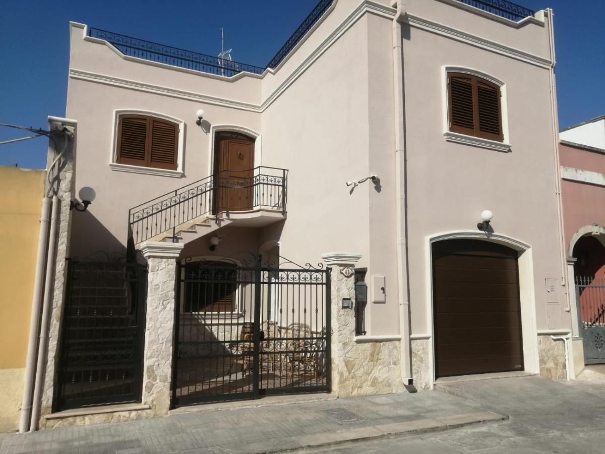 Casa Vacanze Campi Salentina Luaran gambar